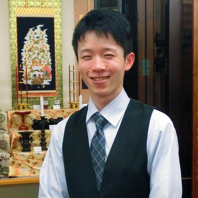 岸佛光堂津山店 坂手さん